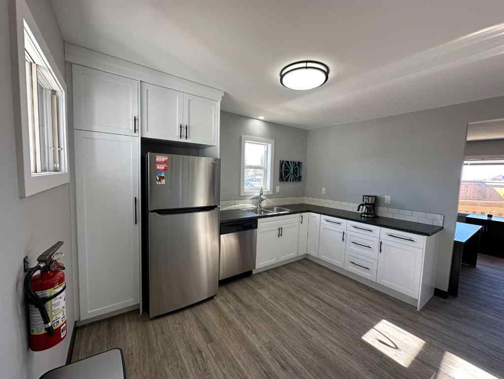 MLS® A2224794 - 4517 55 Ave   in NONE Olds, Commercial