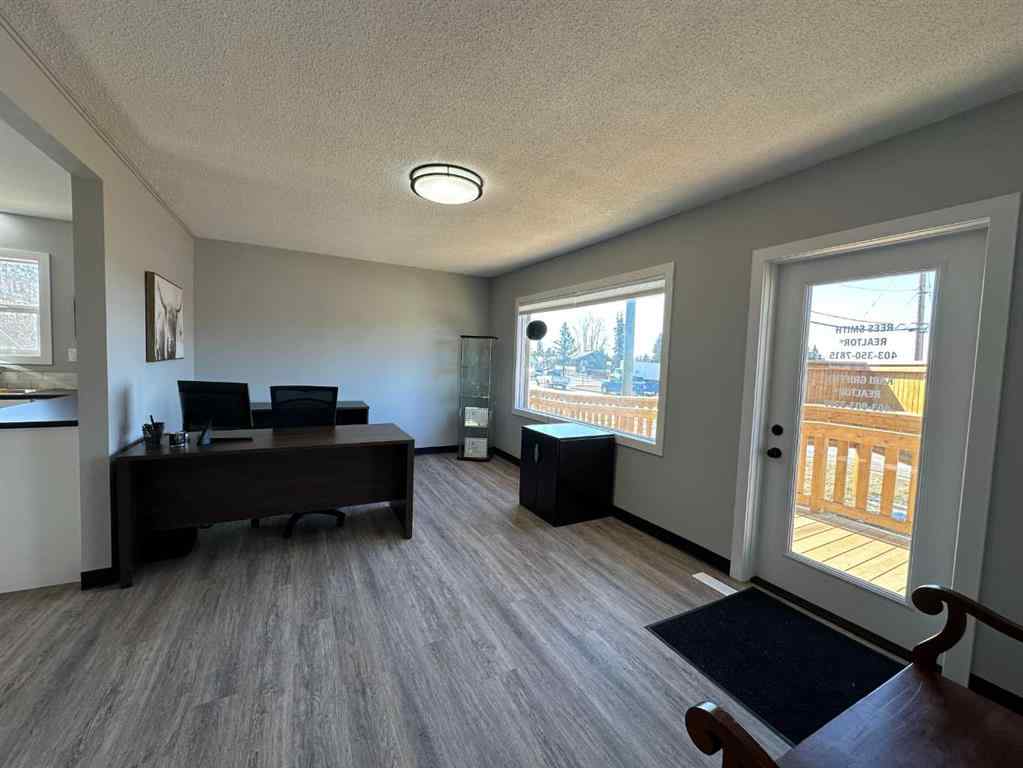 MLS® A2224794 - 4517 55 Ave   in NONE Olds, Commercial