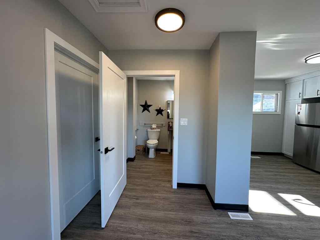 MLS® A2224794 - 4517 55 Ave   in NONE Olds, Commercial