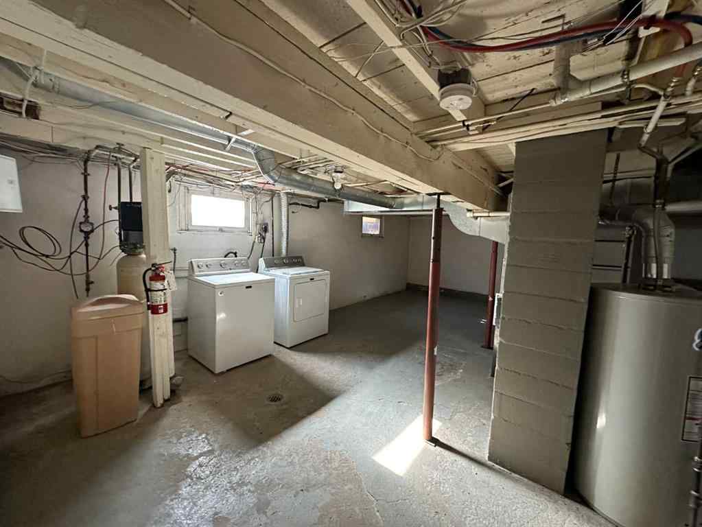MLS® A2224794 - 4517 55 Ave   in NONE Olds, Commercial