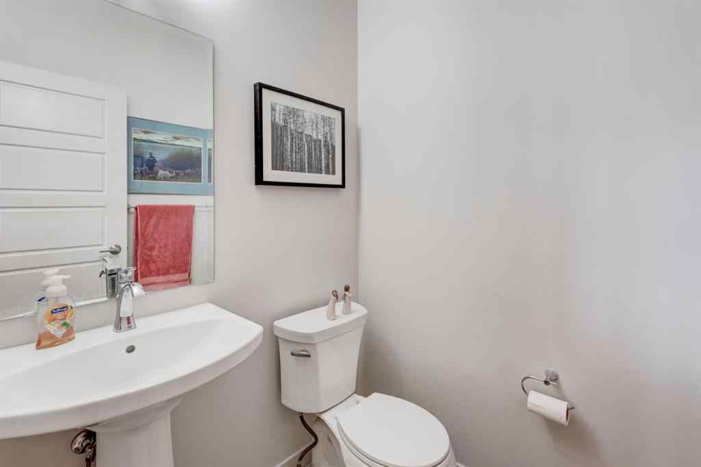 MLS® A2224814 - 111 Legacy Glen Park SE in Legacy Calgary, Residential