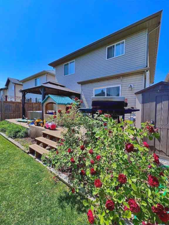 MLS® A2224822 - 83 Cranwell Common SE in Cranston Calgary, Residential