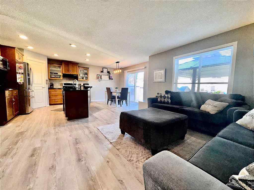 MLS® A2224822 - 83 Cranwell Common SE in Cranston Calgary, Residential