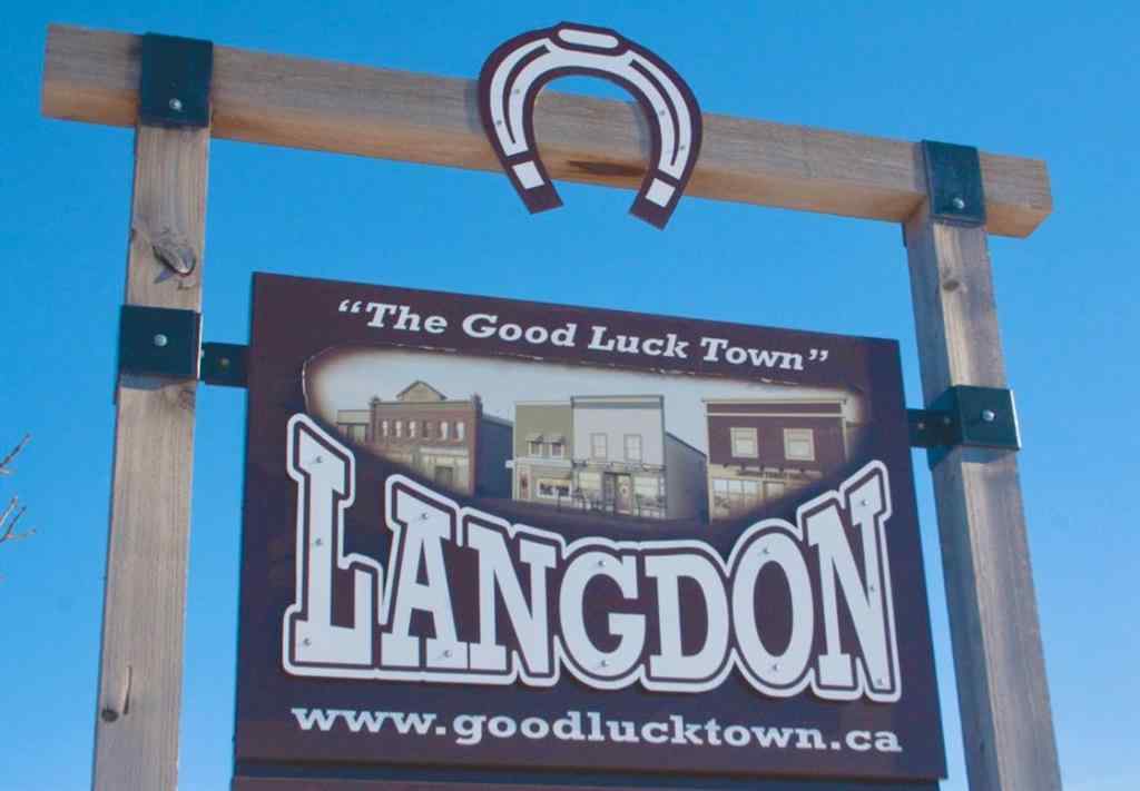 MLS® A2224823 - 61 North Bridges Bay SW in Bridges of Langdon Langdon, Residential