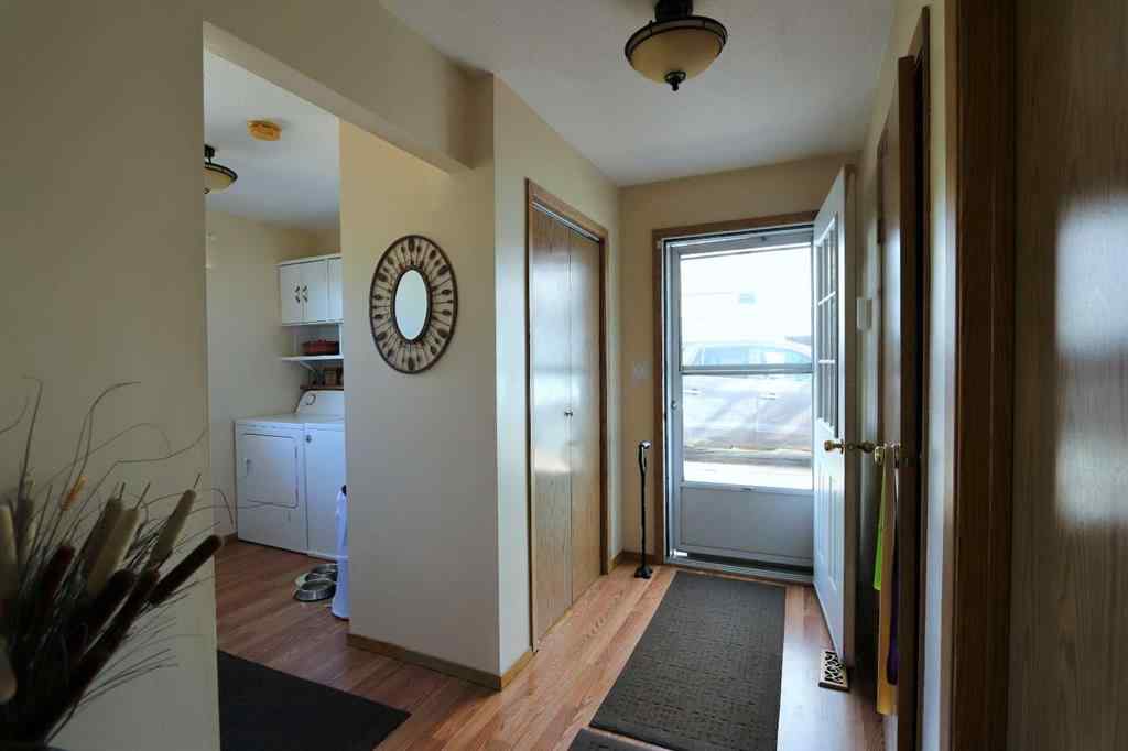 MLS® A2224828 - 252073 Township Road 431A   in NONE Rural Ponoka County, Residential