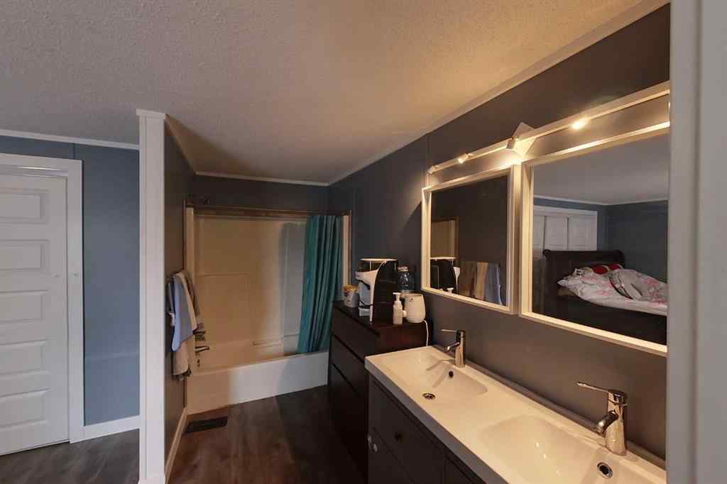 MLS® A2224833 - 201 8 Street SW in NONE Slave Lake, Residential