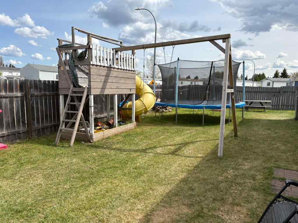 MLS® A2224833 - 201 8 Street SW in NONE Slave Lake, Residential