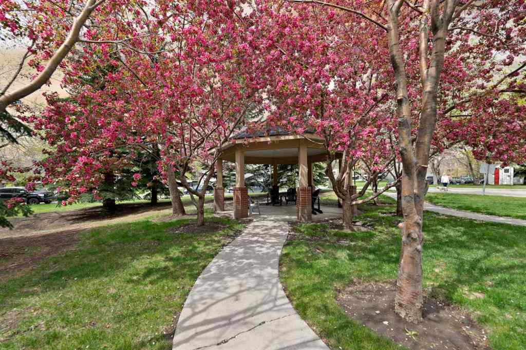 MLS® A2224848 - Unit #2108 24 Hemlock Crescent SW in Spruce Cliff Calgary, Residential