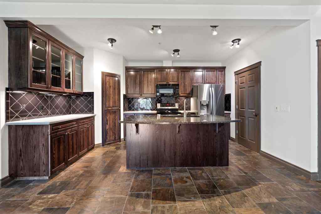 MLS® A2224848 - Unit #2108 24 Hemlock Crescent SW in Spruce Cliff Calgary, Residential