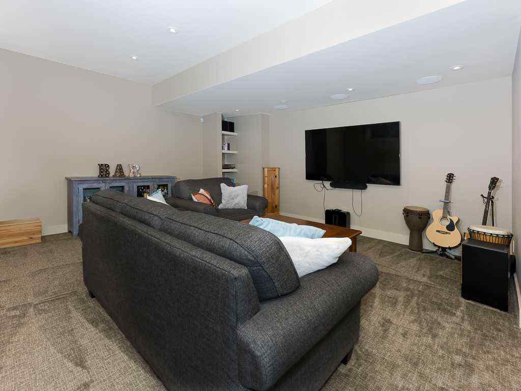 MLS® A2224877 - 2107 23 Avenue SW in Richmond Calgary, Residential