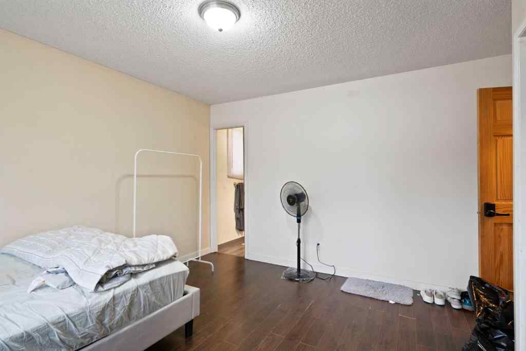 MLS® A2224900 - 319 Rundlelawn Road NE in Rundle Calgary, Residential