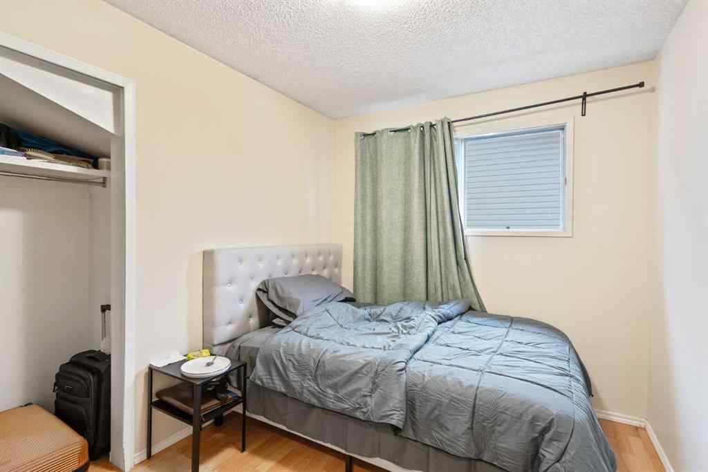 MLS® A2224900 - 319 Rundlelawn Road NE in Rundle Calgary, Residential