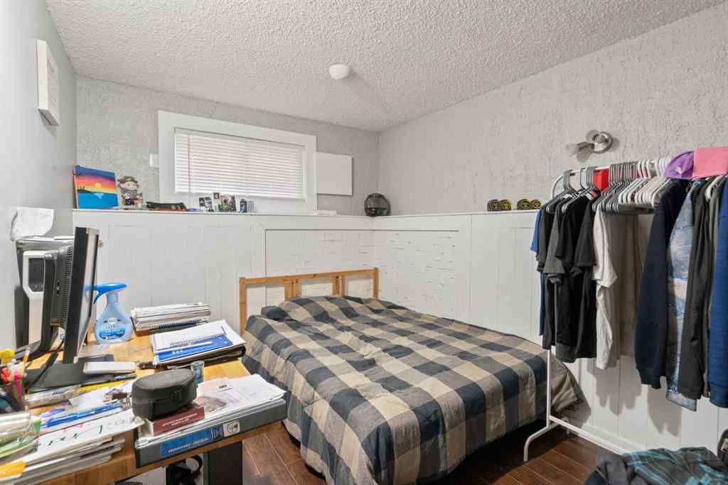 MLS® A2224900 - 319 Rundlelawn Road NE in Rundle Calgary, Residential