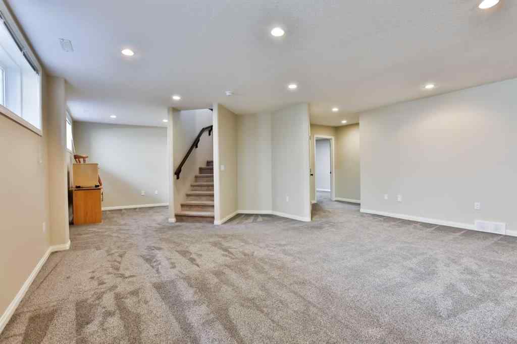 MLS® A2224916 - 247 Gateway Manor S in Fairmont Lethbridge, Residential