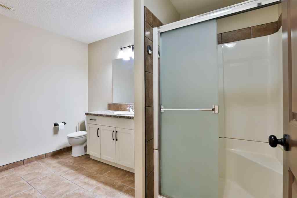 MLS® A2224916 - 247 Gateway Manor S in Fairmont Lethbridge, Residential