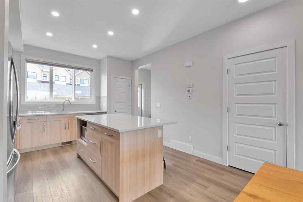 MLS® A2224943 - 187 South Shore Court  in South Shores Chestermere, Residential