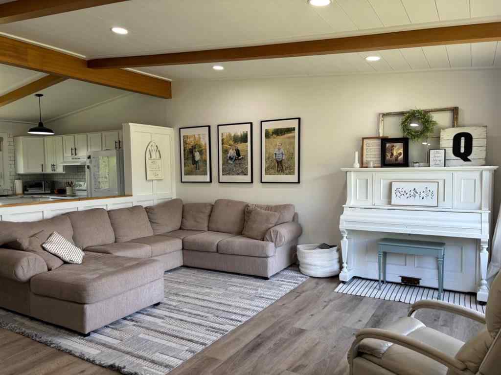 MLS® A2224951 - 535 1 Street E in NONE Cardston, Residential