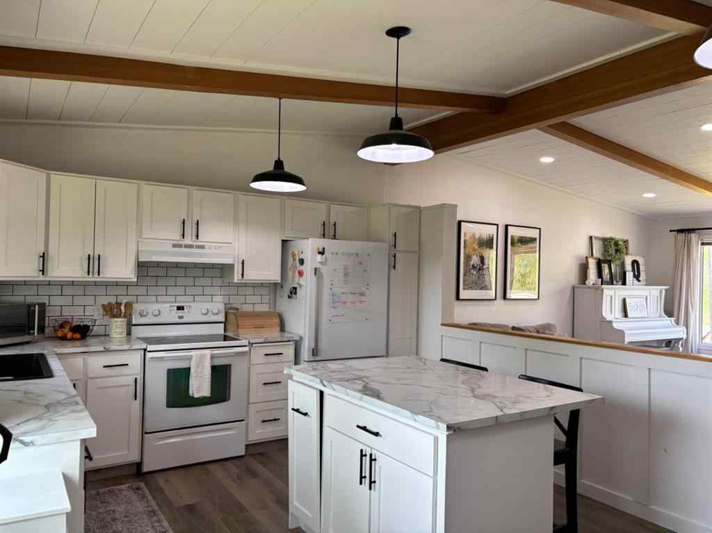 MLS® A2224951 - 535 1 Street E in NONE Cardston, Residential