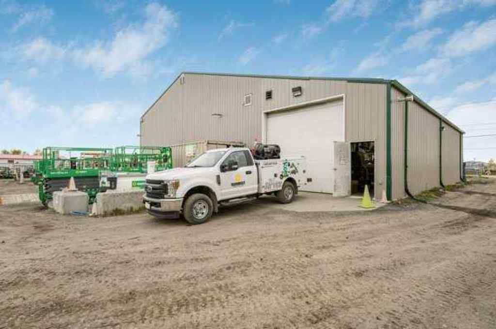 MLS® A2224954 - 30 Industrial Drive  in Cuendet Industrial Park Sylvan Lake, Commercial
