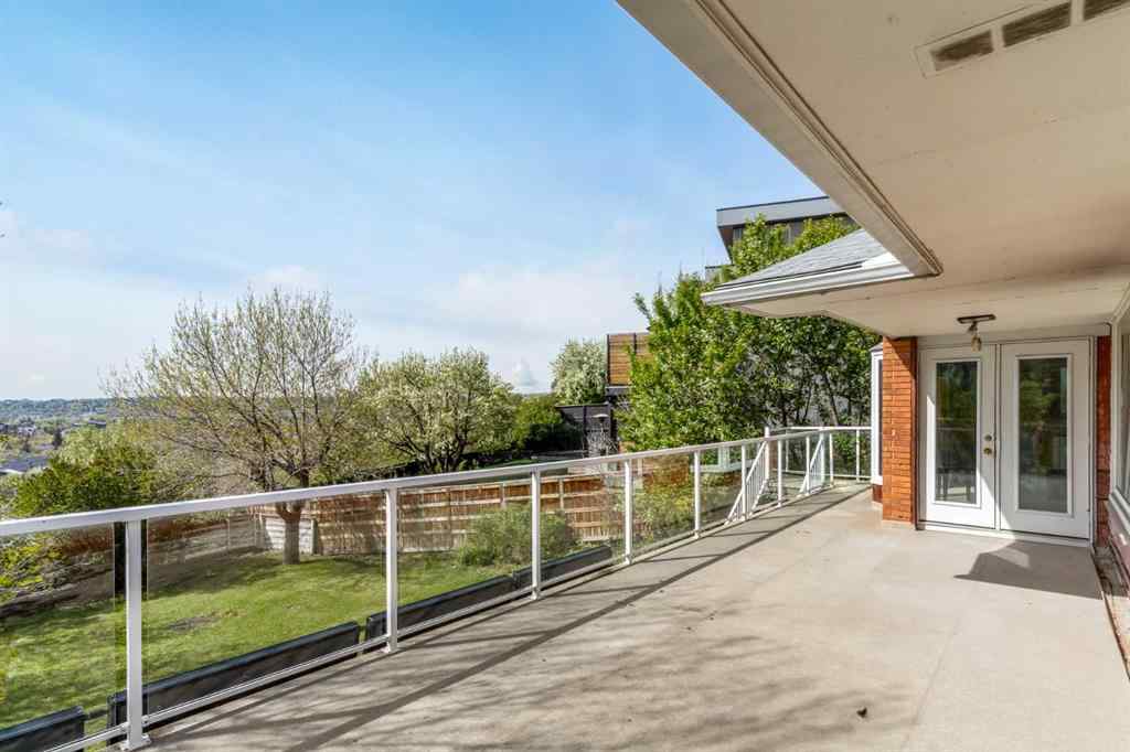 MLS® A2224956 - 1927 Briar Crescent NW in Hounsfield Heights/Briar Hill Calgary, Residential