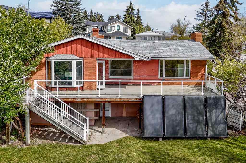 MLS® A2224956 - 1927 Briar Crescent NW in Hounsfield Heights/Briar Hill Calgary, Residential