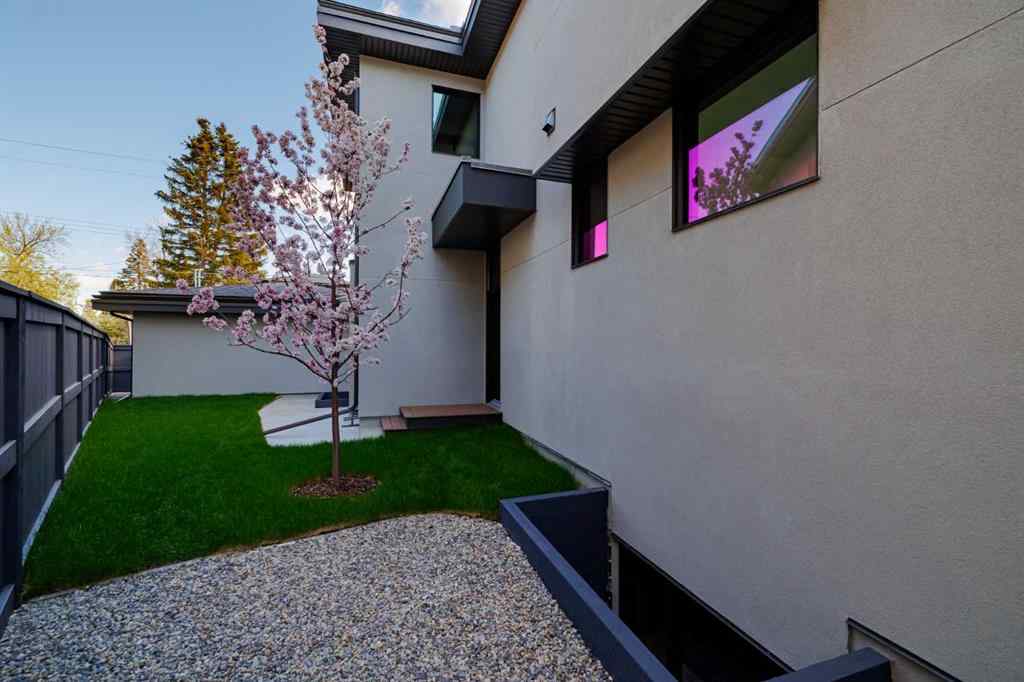 MLS® A2224969 - 3A Willow Crescent SW in Spruce Cliff Calgary, Residential