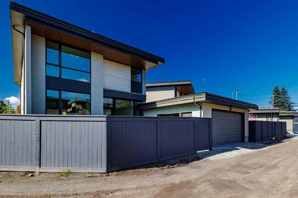 MLS® A2224969 - 3A Willow Crescent SW in Spruce Cliff Calgary, Residential