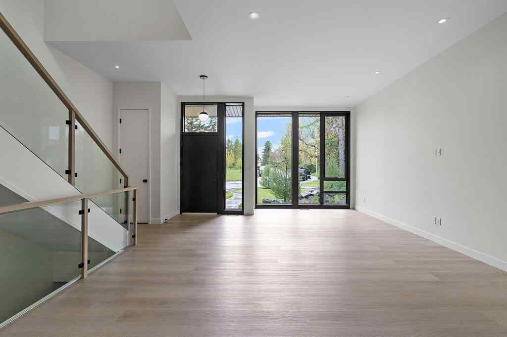 MLS® A2224969 - 3A Willow Crescent SW in Spruce Cliff Calgary, Residential