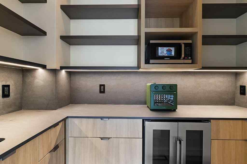 MLS® A2224969 - 3A Willow Crescent SW in Spruce Cliff Calgary, Residential