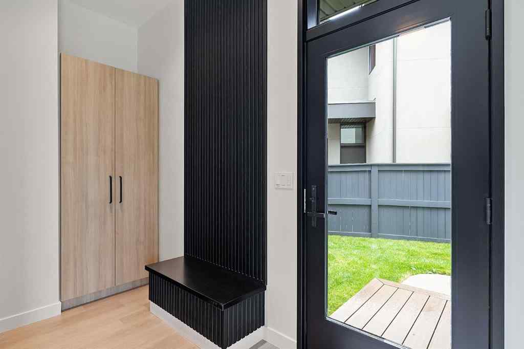 MLS® A2224969 - 3A Willow Crescent SW in Spruce Cliff Calgary, Residential