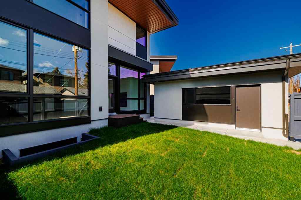 MLS® A2224969 - 3A Willow Crescent SW in Spruce Cliff Calgary, Residential