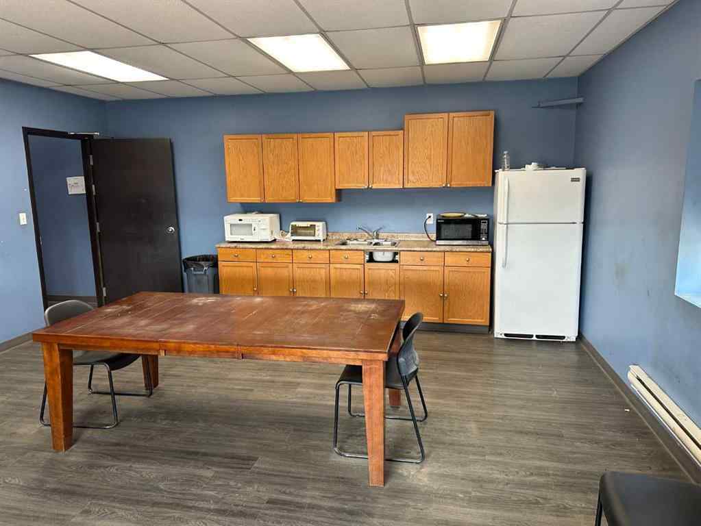 MLS® A2224986 - 8002 105 Street  in NONE Clairmont, Commercial