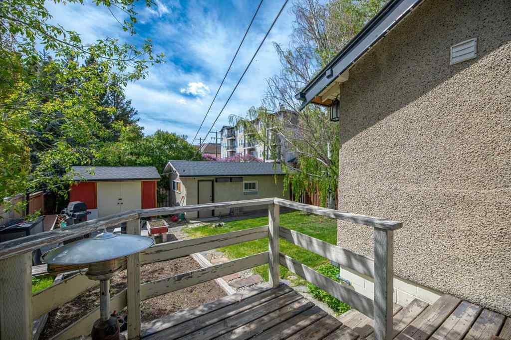 MLS® A2225005 - 313 Ross Avenue  in East End Cochrane, Commercial