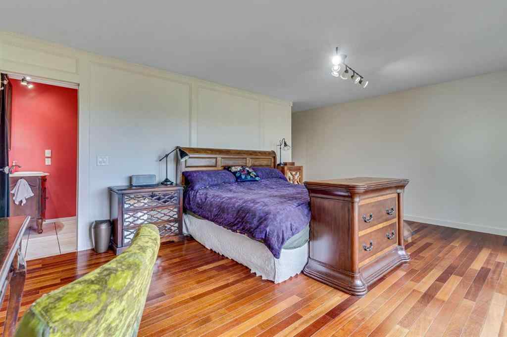MLS® A2225021 - 24157 Meadow Drive  in Bearspaw_Calg Rural Rocky View County, Residential