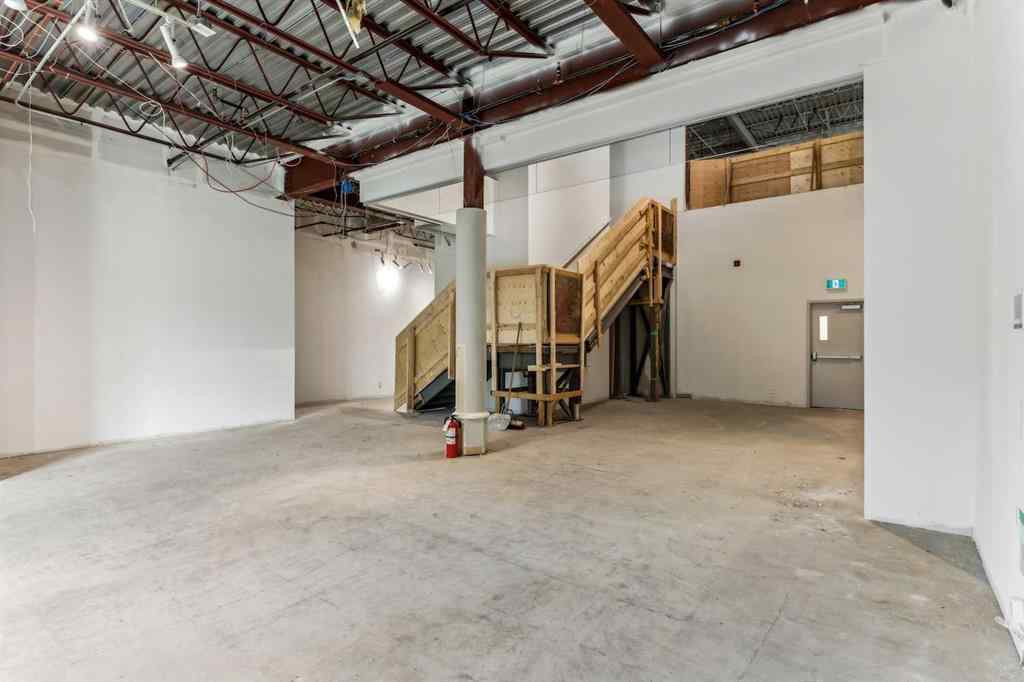 MLS® A2225044 - 67 Glenbrook Place SW in Glenbrook Calgary, Commercial