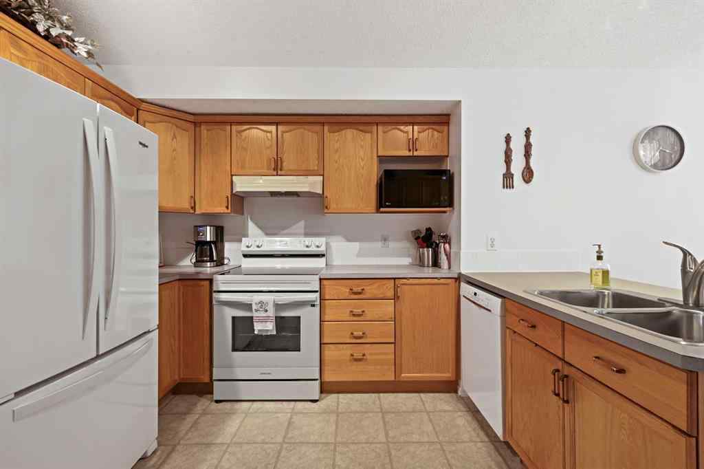 MLS® A2225058 - 272 Saddlemead Road NE in Saddle Ridge Calgary, Residential