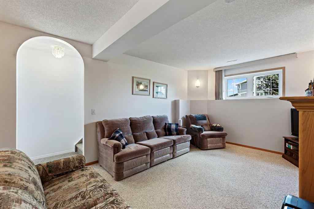 MLS® A2225058 - 272 Saddlemead Road NE in Saddle Ridge Calgary, Residential