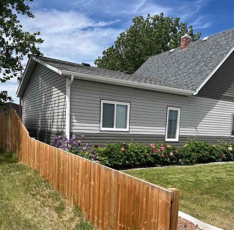 MLS® A2225076 - 116 Retzke Street  in NONE Enchant, Residential