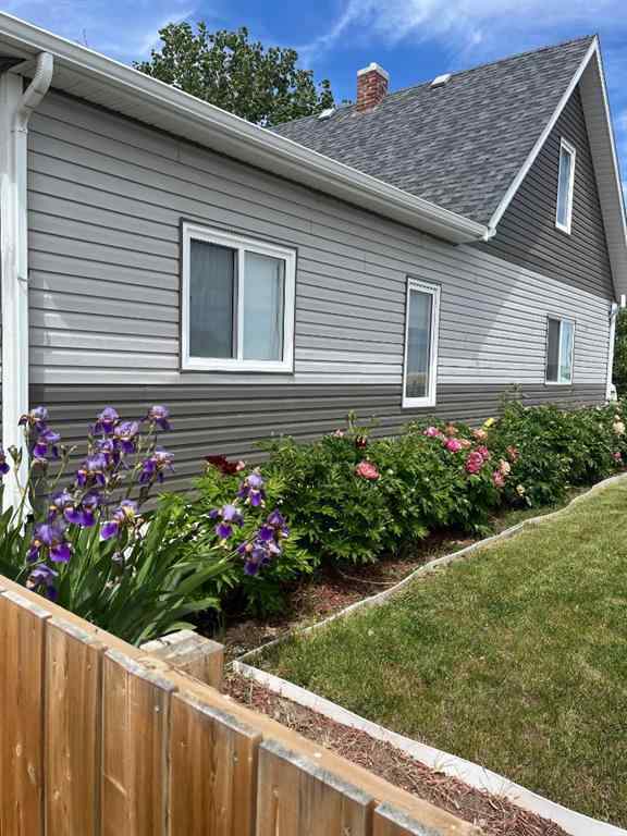 MLS® A2225076 - 116 Retzke Street  in NONE Enchant, Residential