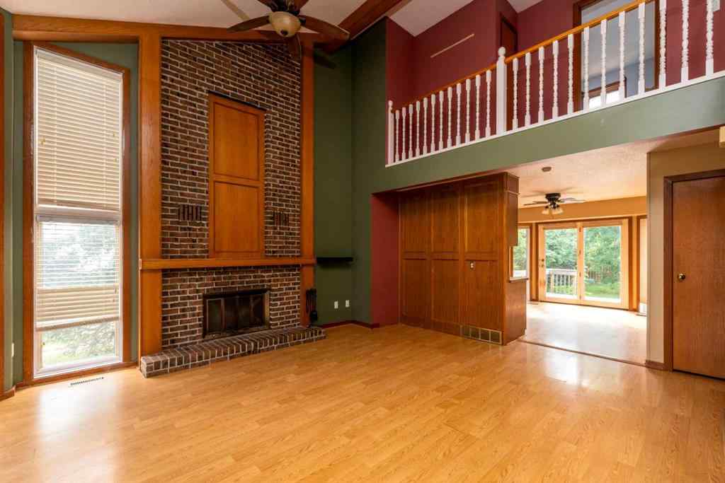 MLS® A2225078 - 3702 57 Avenue  in Southridge Lloydminster, Residential
