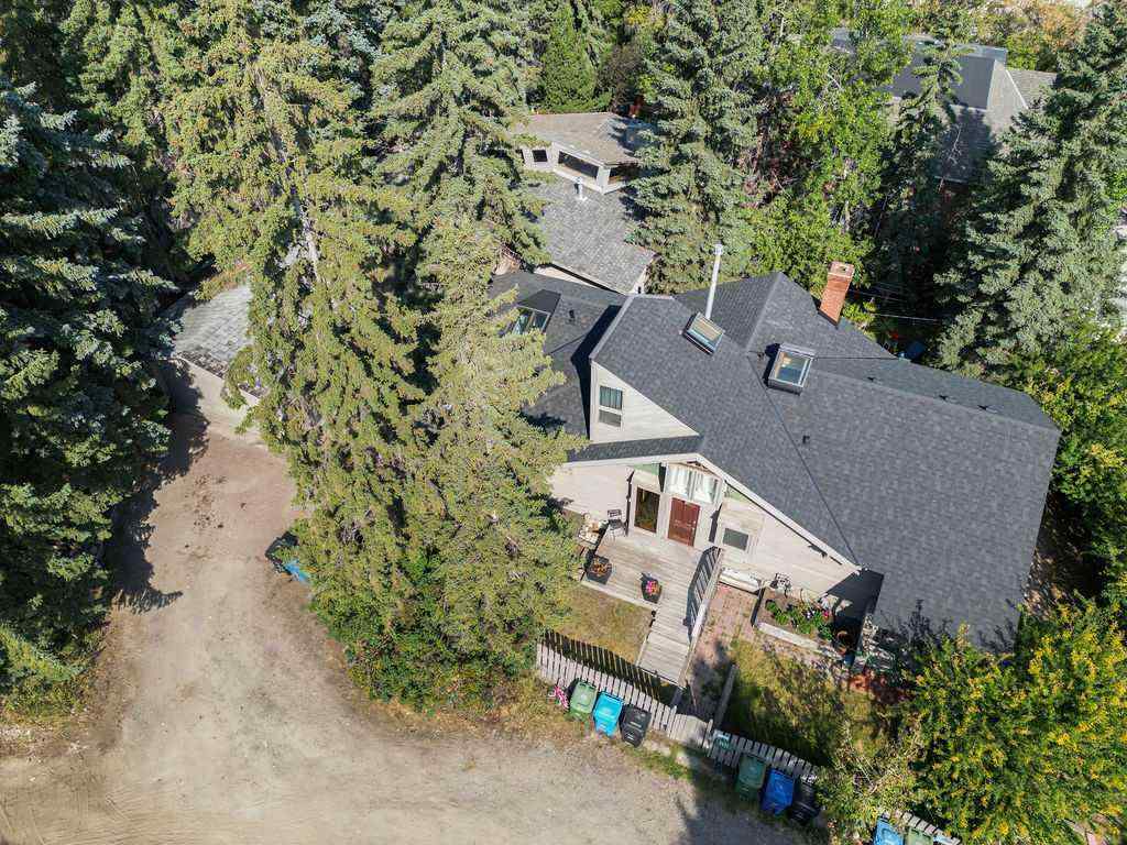 MLS® A2225081 - 2629 Erlton Street SW in Erlton Calgary, Residential
