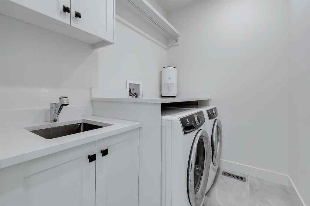 MLS® A2225092 - 3204 Kerrydale Road SW in Killarney/Glengarry Calgary, Residential