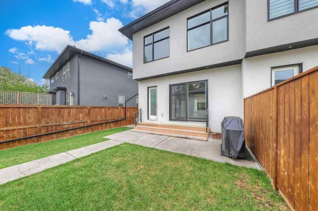 MLS® A2225092 - 3204 Kerrydale Road SW in Killarney/Glengarry Calgary, Residential
