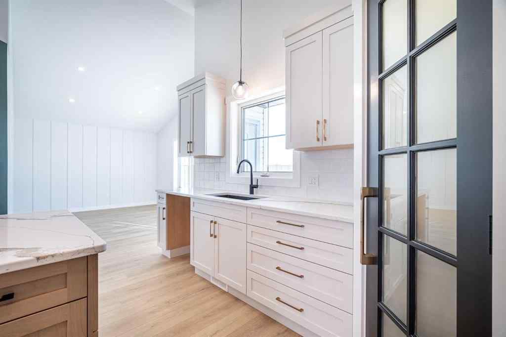 MLS® A2225166 - 6003 13 Street  in Lakeside Lloydminster, Residential