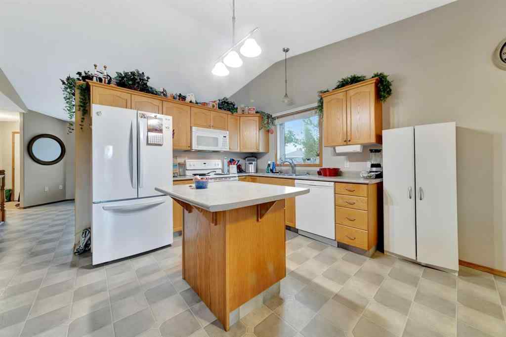 MLS® A2225167 - 1 McEwenc Place   in NONE Lashburn, Residential