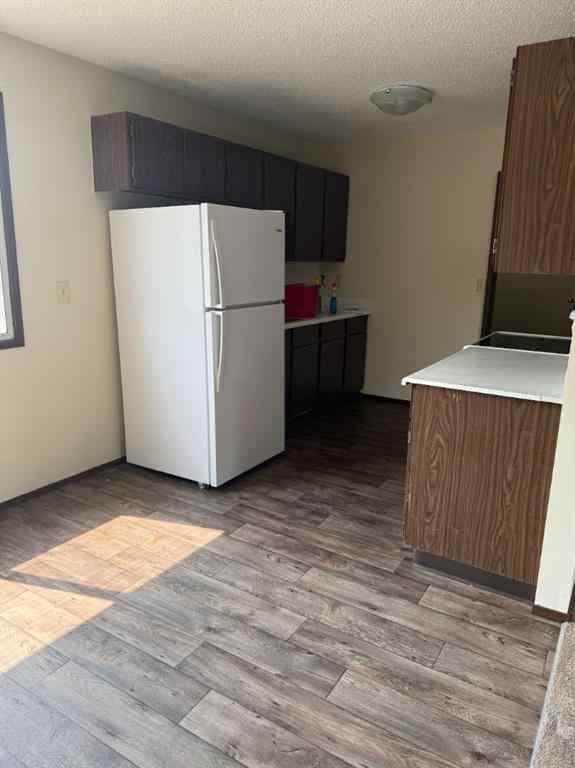 MLS® A2225168 - Unit #1-12 4607 73 Street NW in Bowness Calgary, Commercial