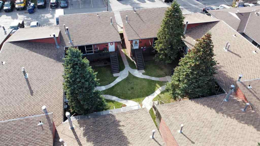 MLS® A2225168 - Unit #1-12 4607 73 Street NW in Bowness Calgary, Commercial