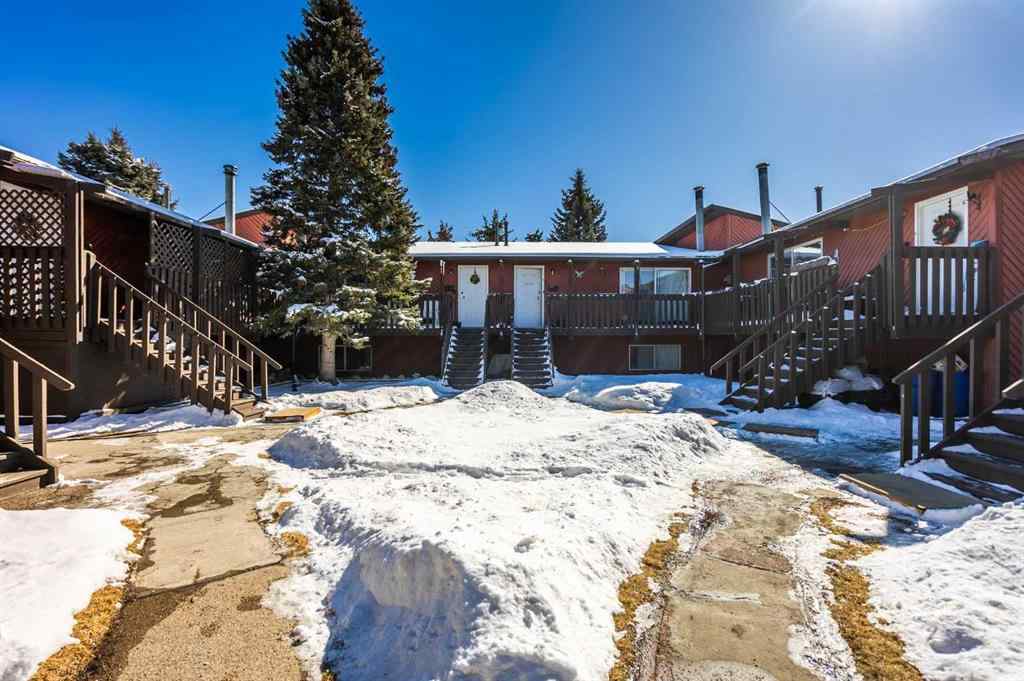 MLS® A2225168 - Unit #1-12 4607 73 Street NW in Bowness Calgary, Commercial