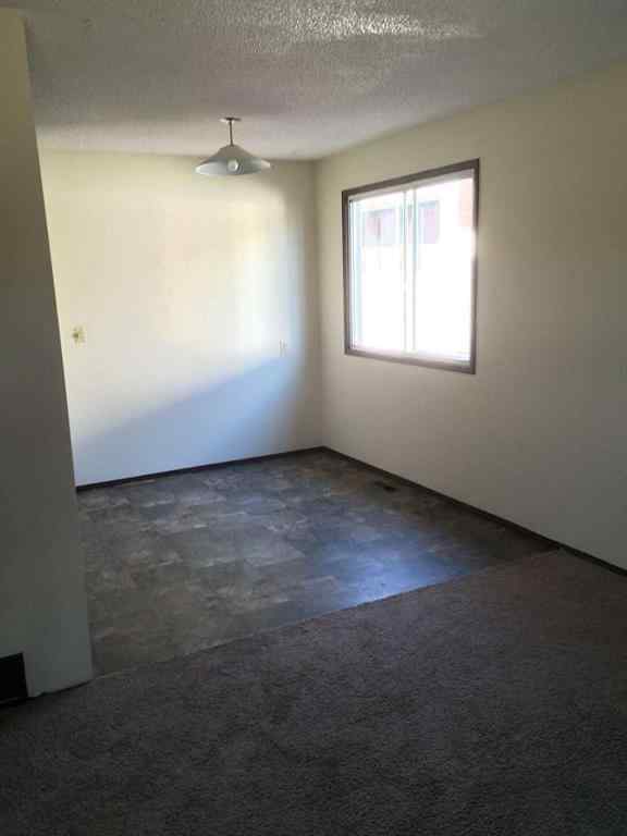 MLS® A2225168 - Unit #1-12 4607 73 Street NW in Bowness Calgary, Commercial