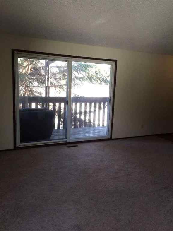 MLS® A2225168 - Unit #1-12 4607 73 Street NW in Bowness Calgary, Commercial